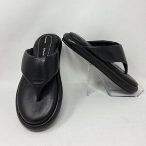 Proenza Schouler - Pipe leather thong sandals